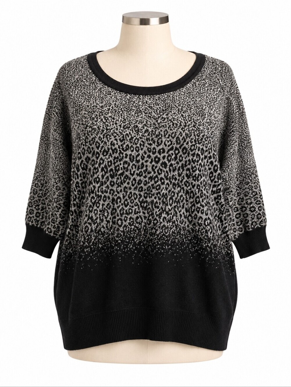 I.N. Studio Women's Silver & Black Animal Print Dolman Sleeve Sweater 3X Glam